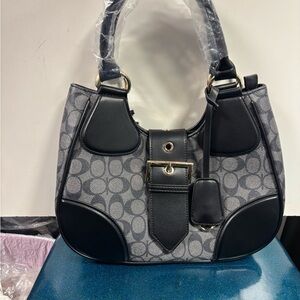 Imitation coach Elegant Black and Gray Designer Handbag SET